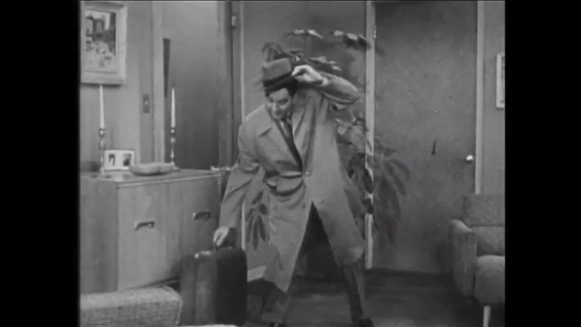 Thumbnail image for Public Domain TV - Make Room For Daddy - "Rusty Gets A Haircut"