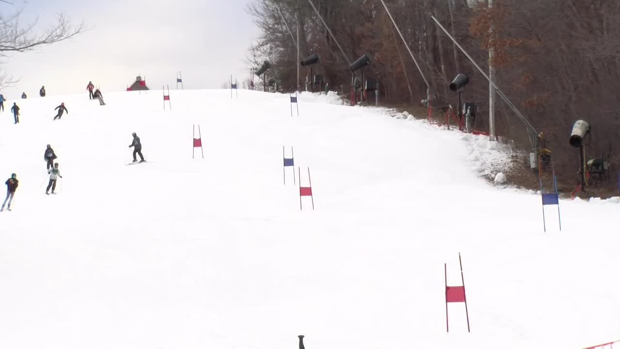 Thumbnail image for Scarlet Knights Skiing - Boys - 01.22.21